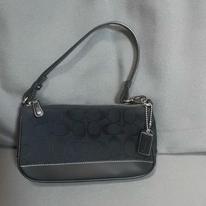 Coach purse. Used once!